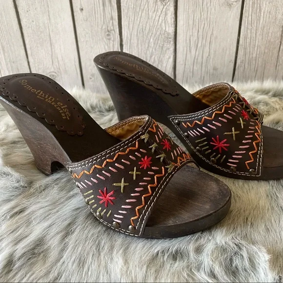 Something else from Skechers wood and embroidered wedges - Picture 3 of 6